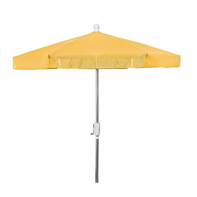 sombrilla fiberbuilt hexagonal de 7,5" para jardín con inclinación, aluminio amarillo vista frontal centrada de sombrilla hexagonal abierta con toldo amarillo y volante corto; 6 varillas y mástil de aluminio brillante, manivela visible en el poste; fondo blanco de estudio; suele usarse también para sombrear mesas de terraza pequeñas.
