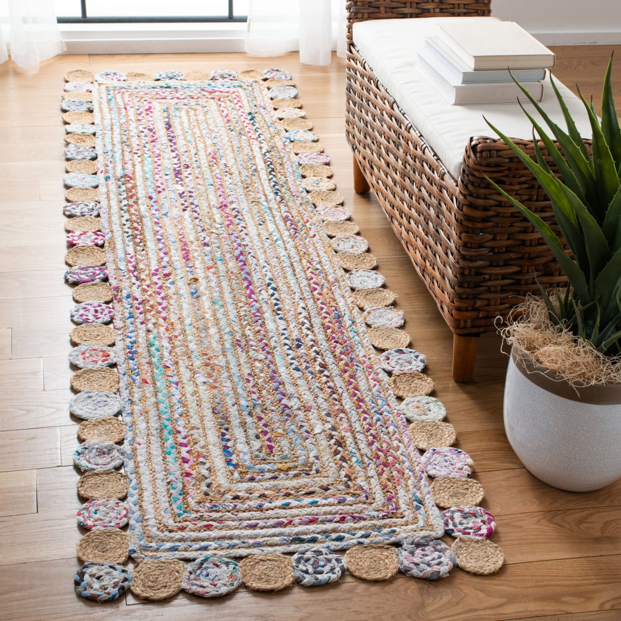 SAFAVIEH Cape Cod Kyle Braided Area Rug, 6' x 9', Beige/Multi