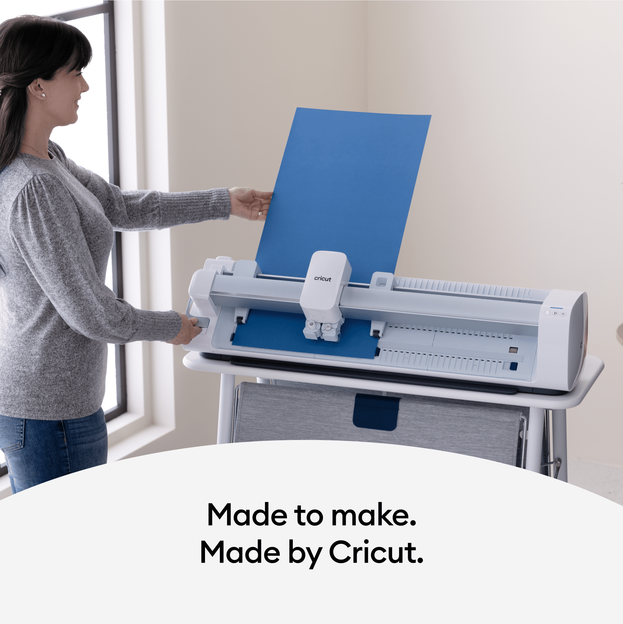 Cricut® Venture Smart Paper™ Sticker Cardstock, Bright Bow - 13 in x 25 in (20 ct)