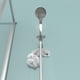 thumbnail image 4 of Soporte ajustable de ducha sin taladro | Soporte para boquilla solar de flor giratoria | Base de pared para baño | Plástico | Blanco Gris | 12x9,5x2,6cm | Estable, fácil de instalar, uso versátil, 4 of 6