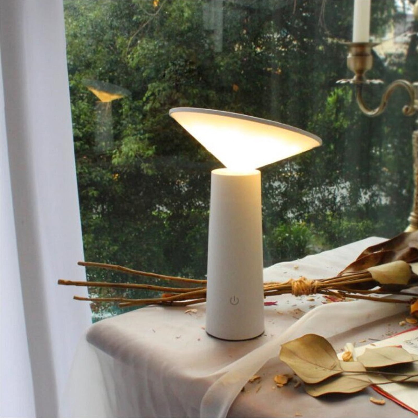Create a Cozy Atmosphere with This Simple & Warm White Bedside Lamp