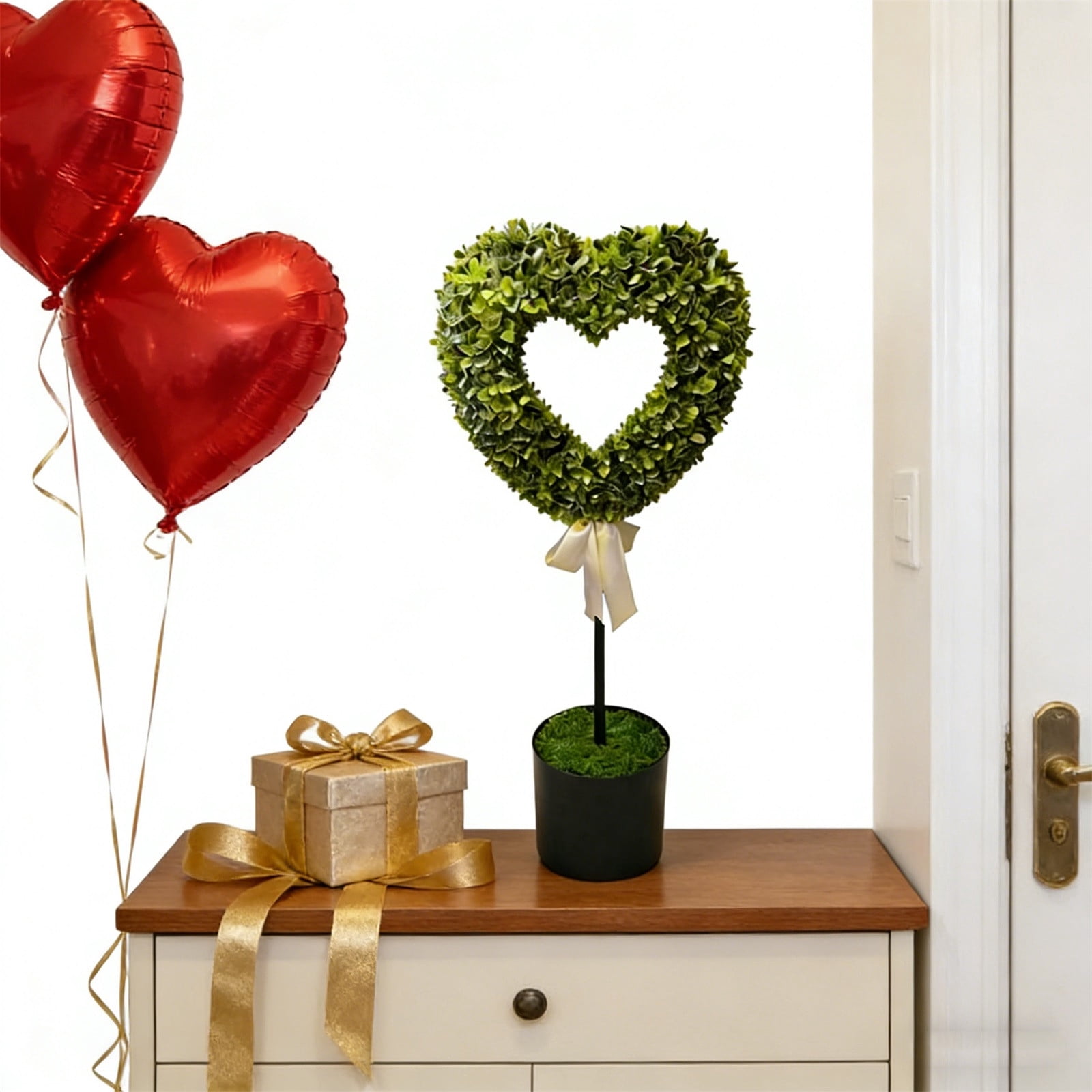 DAMAI Set of 2 Boxwood Heart with Bow Openwork Topiary, 29" Valentine's Day Heart Shaped Topiary Trees with Bow, Artificial Greenery Decorations Heart Ball Planter Pots, Faux Plant for Home Decor