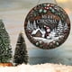 thumbnail image 3 of 2D Feliz Navidad Selva nevada Muñeco de nieve Casa de invierno Estilo retro Navidad Año Nuevo Porche de madera Corona Decoración colgante, 3 of 4