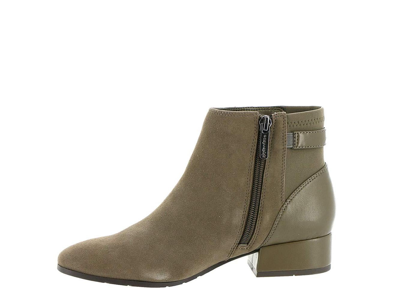 easy spirit chelsea boot