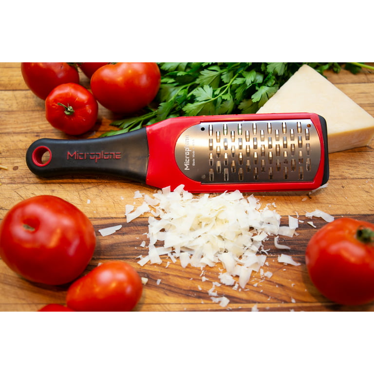  Microplane Home Series 4 Piece Grater Set - Coarse, Fine, Extra  Coarse, Ribbon (Black) : Grocery & Gourmet Food