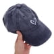 thumbnail image 3 of Gorra de béisbol vintage con diseño de corazón, protección solar, estilo retro y moderno., 3 of 5