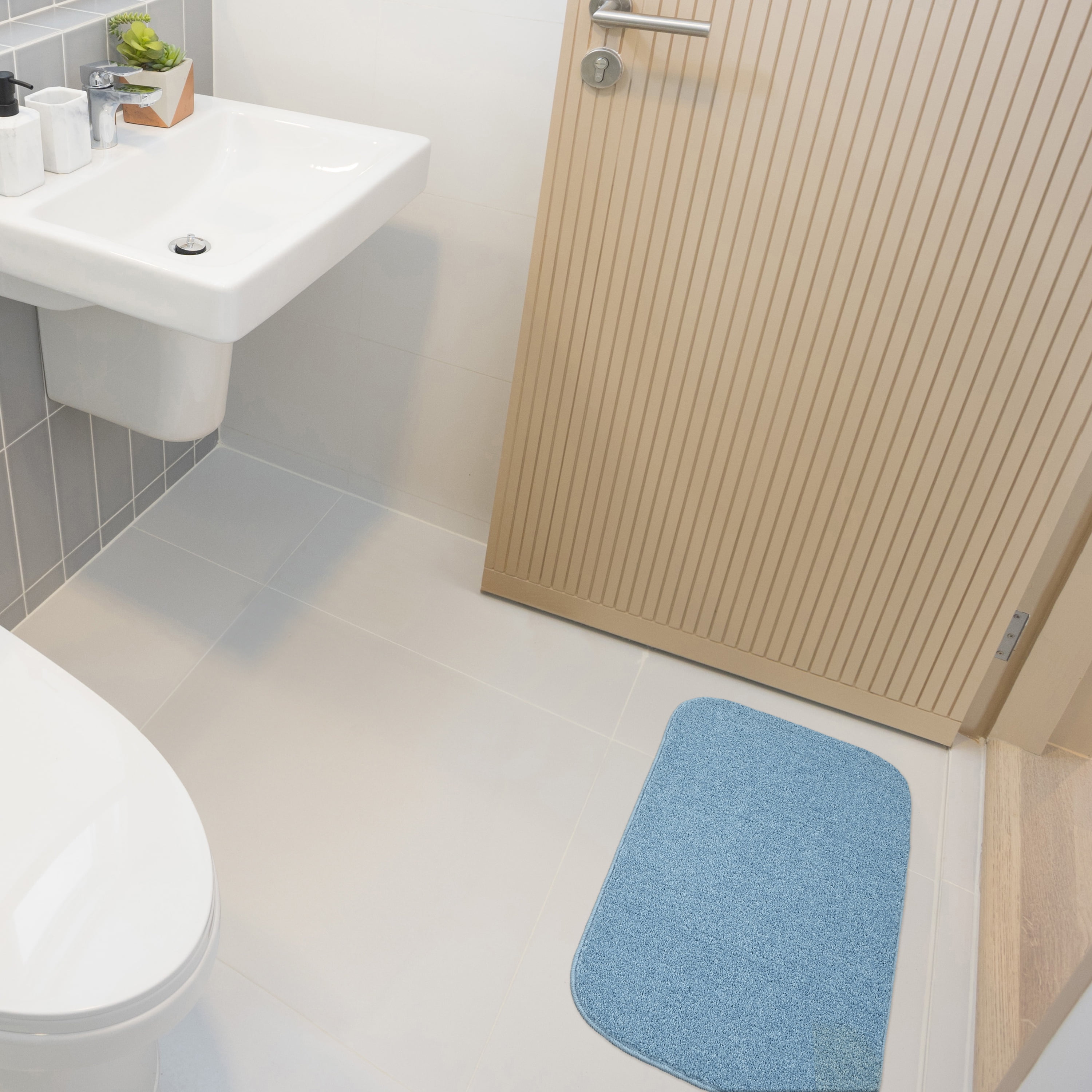 Garland Rug Sedona Washable Polypropylene Basin Blue Bath Rug, 21" x 34"