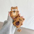 thumbnail image 5 of ZHAOCHENG Lindos estuches para Airpods con llavero de oso Diseño de oso de galleta de dibujos animados Cubierta completa Protectora de silicona Marrón oscuro, 5 of 5