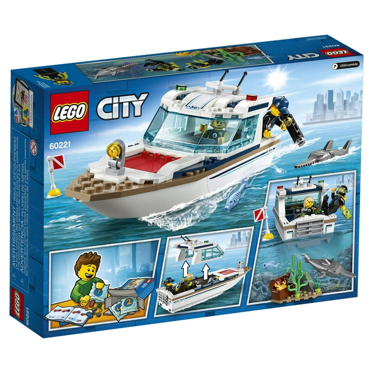 LEGO City Great Vehicles Diving Yacht 60221 Ship Building Toy and Diving  Minifigures (148 Pieces) 