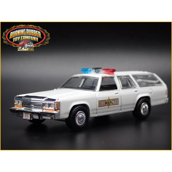 Open Box 1988 FORD LTD CROWN VICTORIA WAGON ILLINOIS STATE POLICE 1:64 DIECAST MODEL CAR