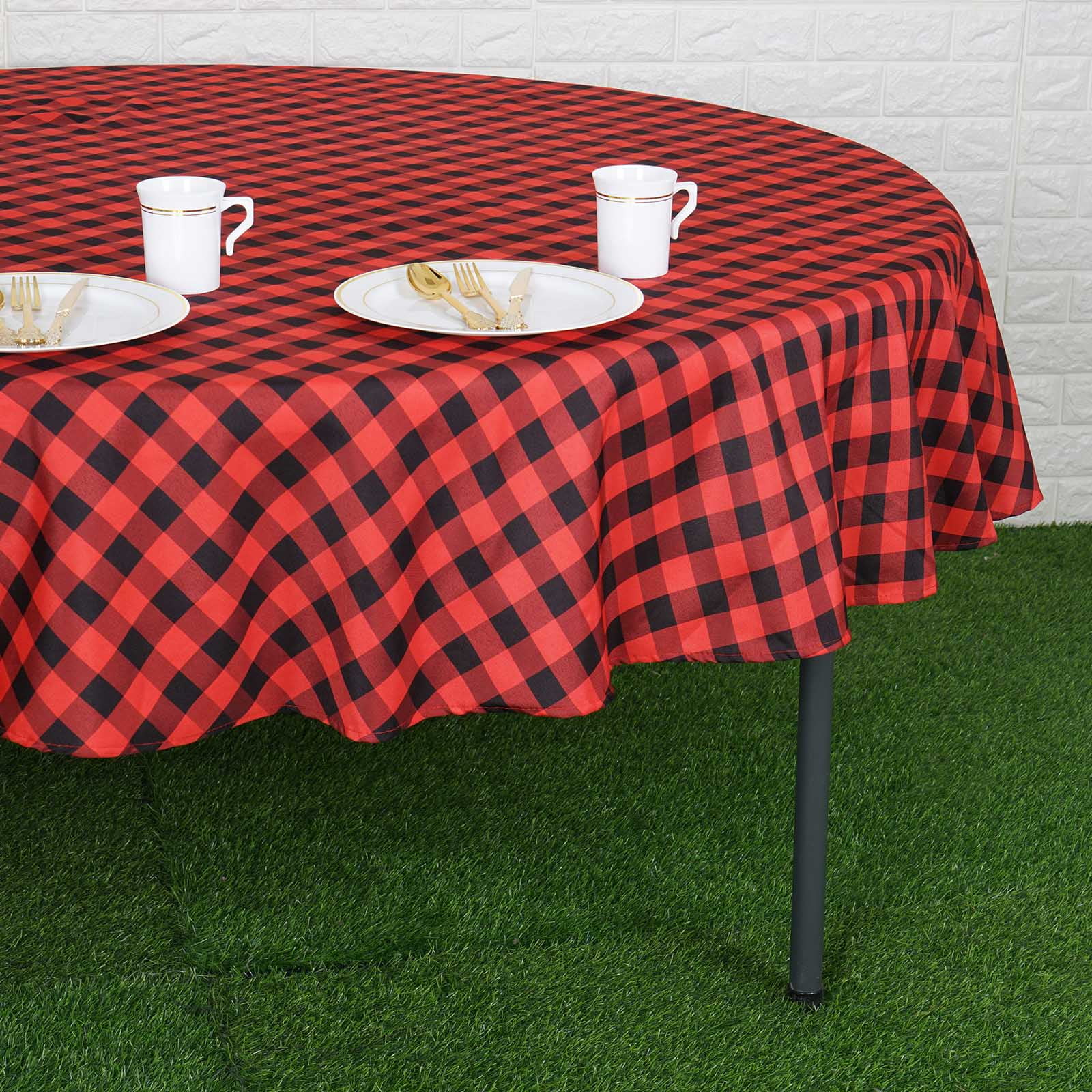 Efavormart Perfect Picnic Inspired Checkered 70" Round Polyester