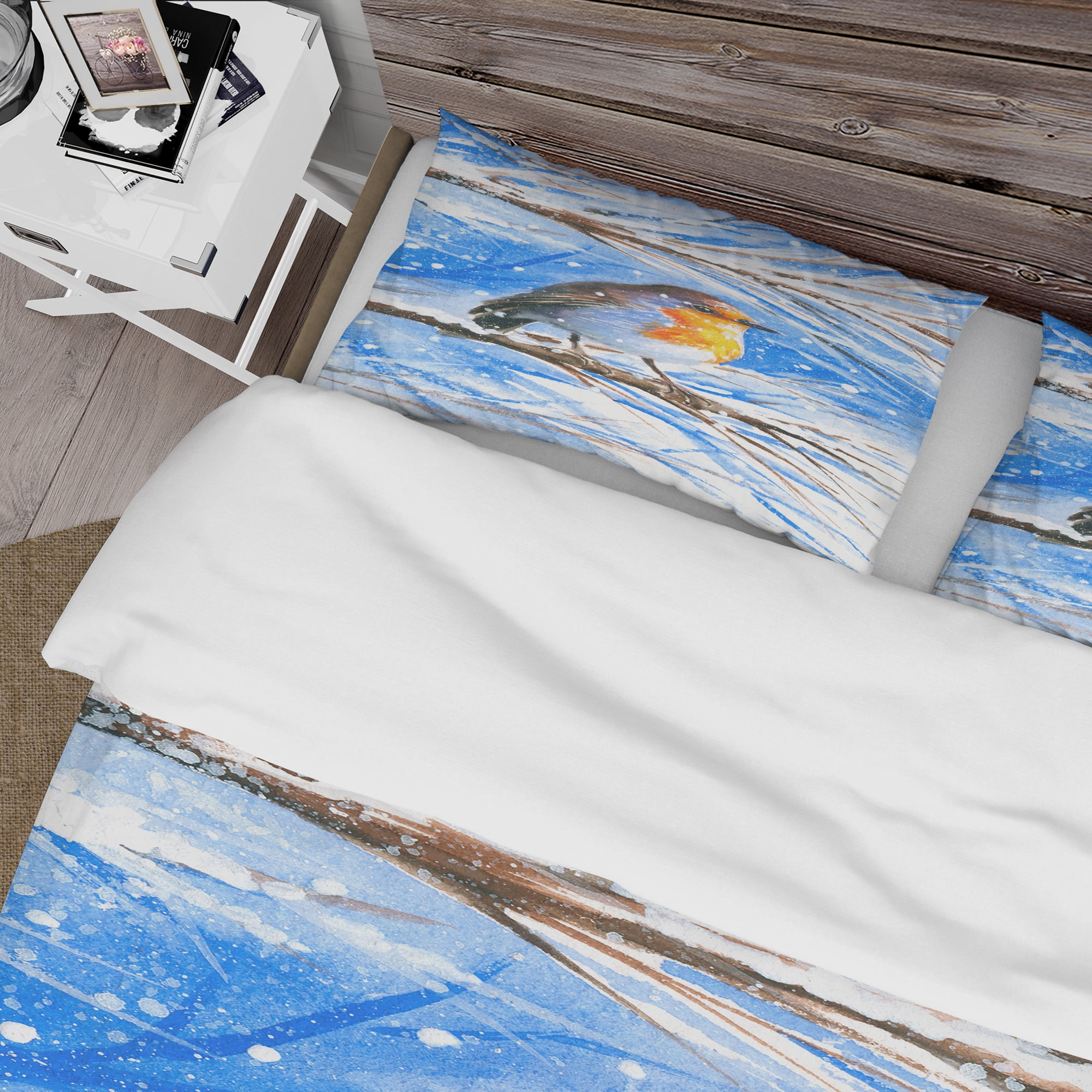 Designart 'Robin in winter' Animals Duvet Cover Set