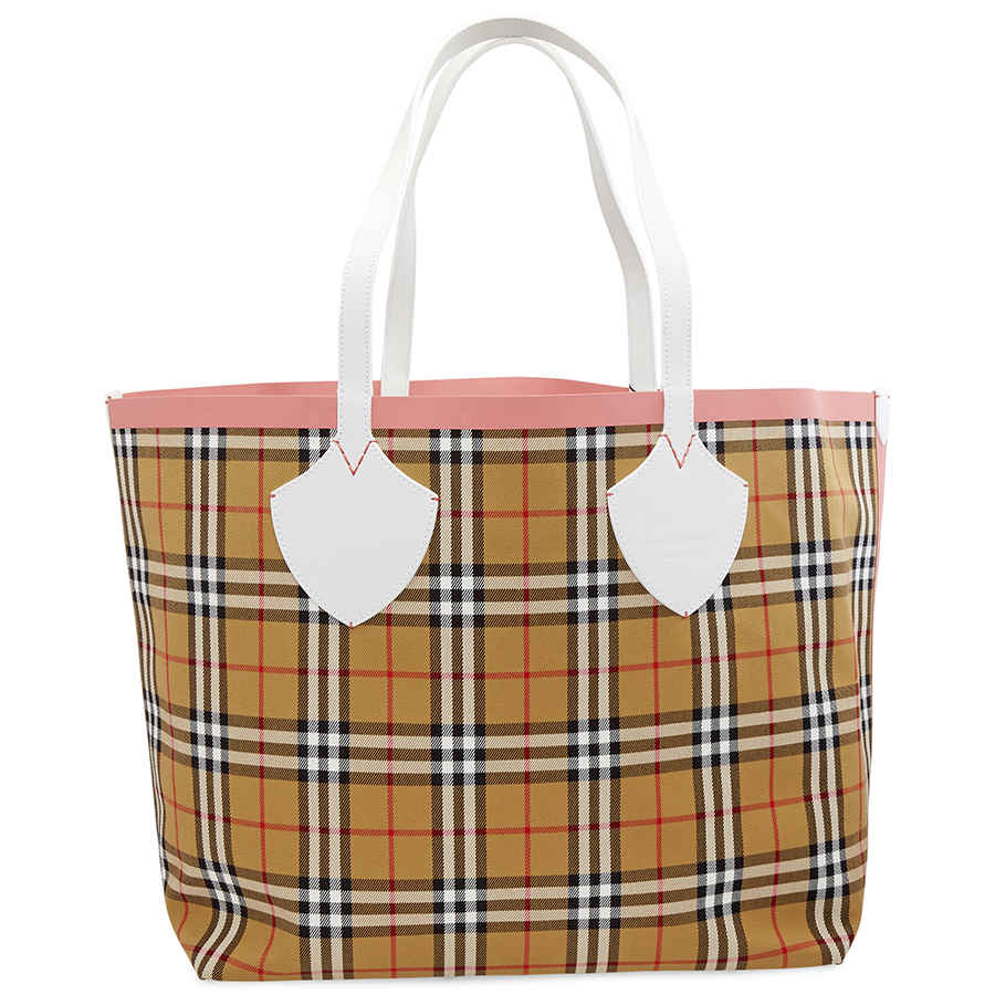 burberry giant tote
