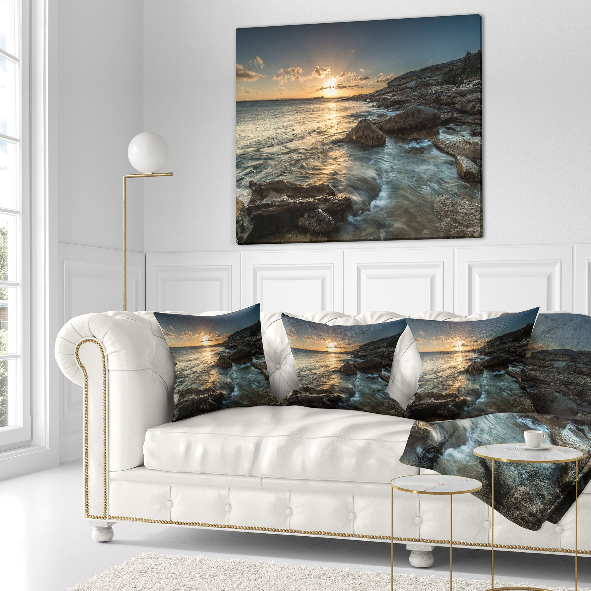 Designart Sydney Beach with Bright Sunset - Seascape Throw Pillow - 16x16