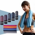 thumbnail image 2 of Santa Claus Toallas de microfibra para viajes, deporte, secado rápido, toalla de pelo grande súper absorbente, toalla ligera ultrasuave para gimnasio, natación y Yoga, 2 of 3