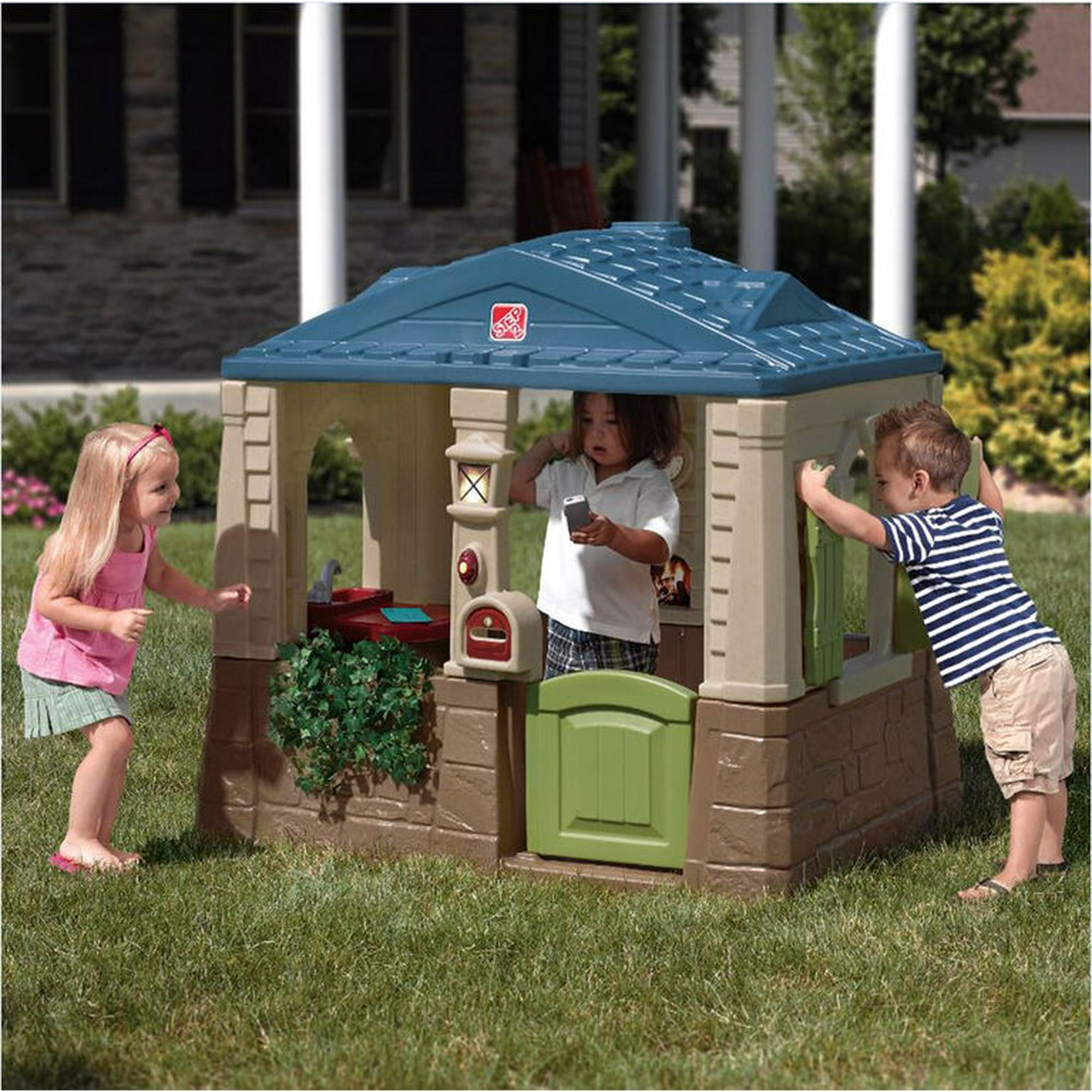 Step2 Happy Home Cottage and Grill Playhouse