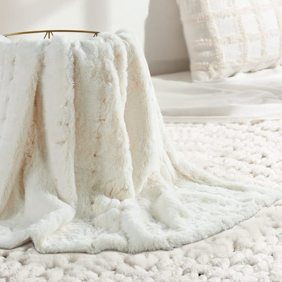 Home Soft Things Stitching Jacquard Faux Fur Throw - Antique White - 50" x 70"