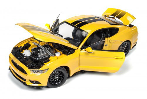 Autoworld 1:18 2016 Ford Mustang GT with Black Stripe & Wheel Model Yellow AW229 