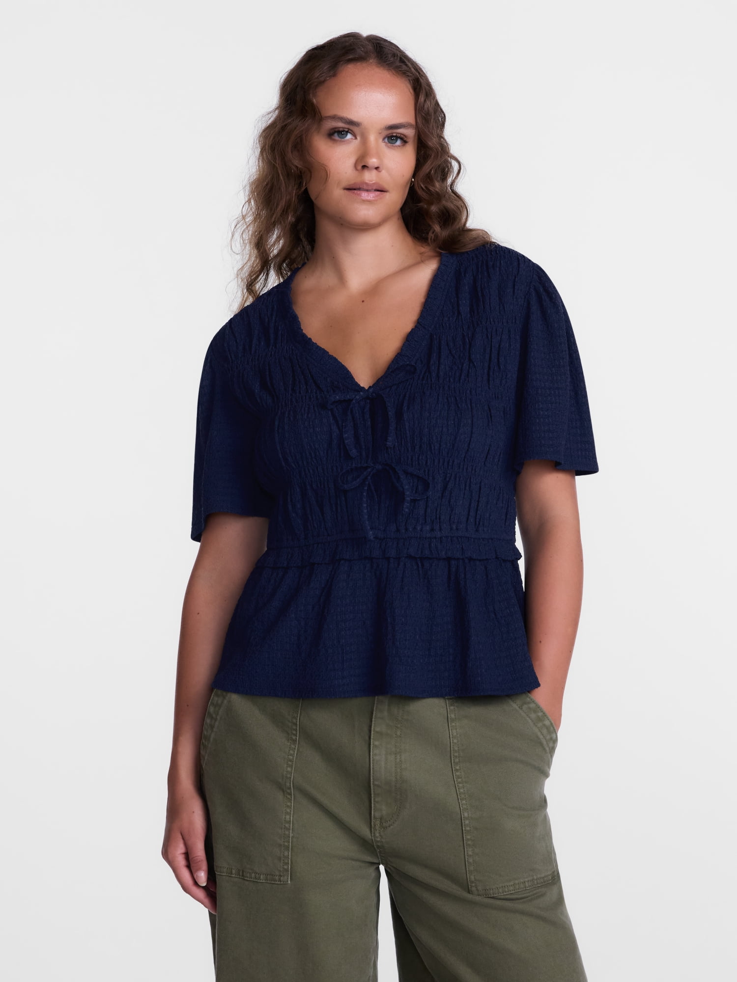 Scenario Women's and Women's Plus Textured Tie Front Top, Sizes XS-4X