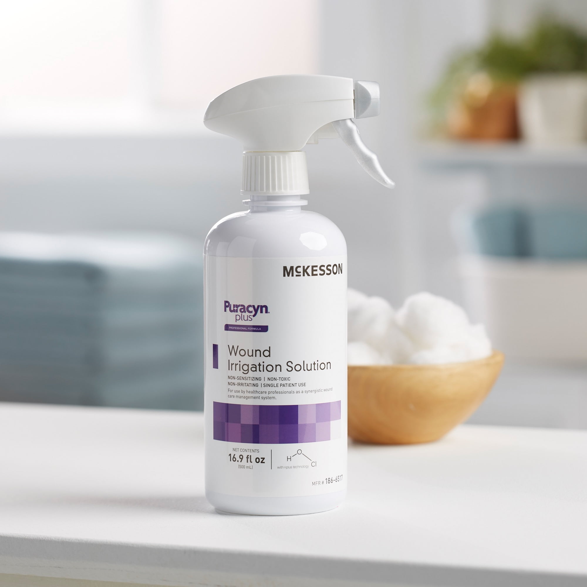 McKesson Puracyn Plus Professional Wound Cleanser 16.9 oz. Spray Bottle
