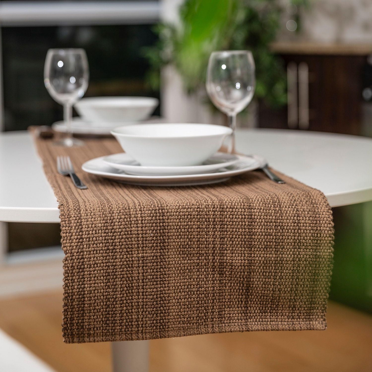 Chemin de table en coton classique décontracté Fabstyles, chemin de table tissé lavable pour salle à manger, cuisine, café et table de patio