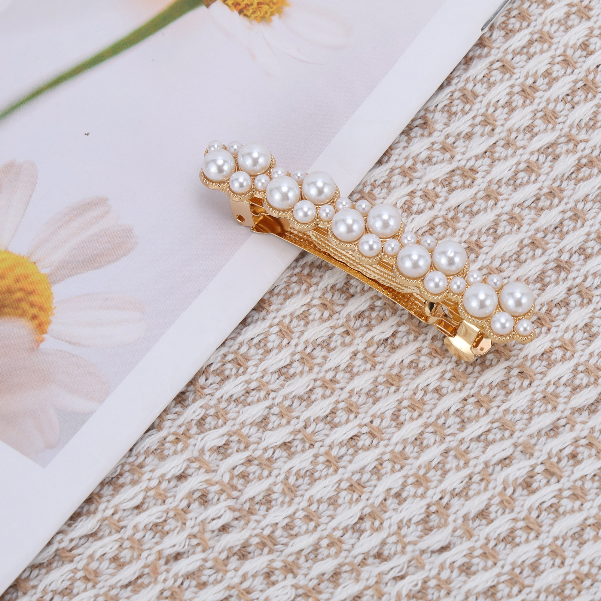 Unique Bargains Fashionable Grace Spring Clip Hairpin Pearl Hair Barrettes White