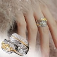 thumbnail image 3 of Anillo abierto con plumas en contraste de plata y oro bicolor electrochapado en platino para mujer, 3 of 8