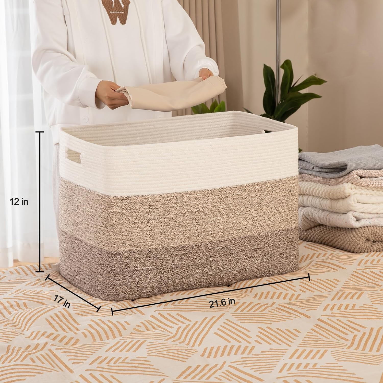 Large Blanket Basket, 21.6" x 17" x 12" Rectangle Woven Baskets for Storage, Nursery Blanket Storage Living Room, Toy Storage With Handle, Gradient Brown