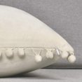 thumbnail image 5 of Fundas de almohada de terciopelo de color blanco cremoso con pompones, fundas de cojín para cojines de terciopelo de 18x18 de algodón para sofá de coche, juego de 2 Feliz Sencillez, 5 of 5