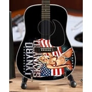 AXE HEAVEN 1 Lynyrd Skynyrd Girl W/Flag Guitar 2M L02 5006