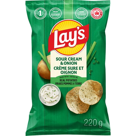 Lay's Sour Cream & Onion flavoured Potato Chips
