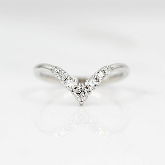 Blue Jewel 0.8 Ct Curved Diamond Engagement Ring - Round Cut Band in 14K White Gold Plated for Women - Prong Setting - Ideal for Birthdays, Engagements, or Anniversaries