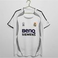 thumbnail image 1 of Camiseta De Fútbol Clásica Blanca De Manga Corta De La Equipación Local Del Real Madrid 06/07M, 1 of 2