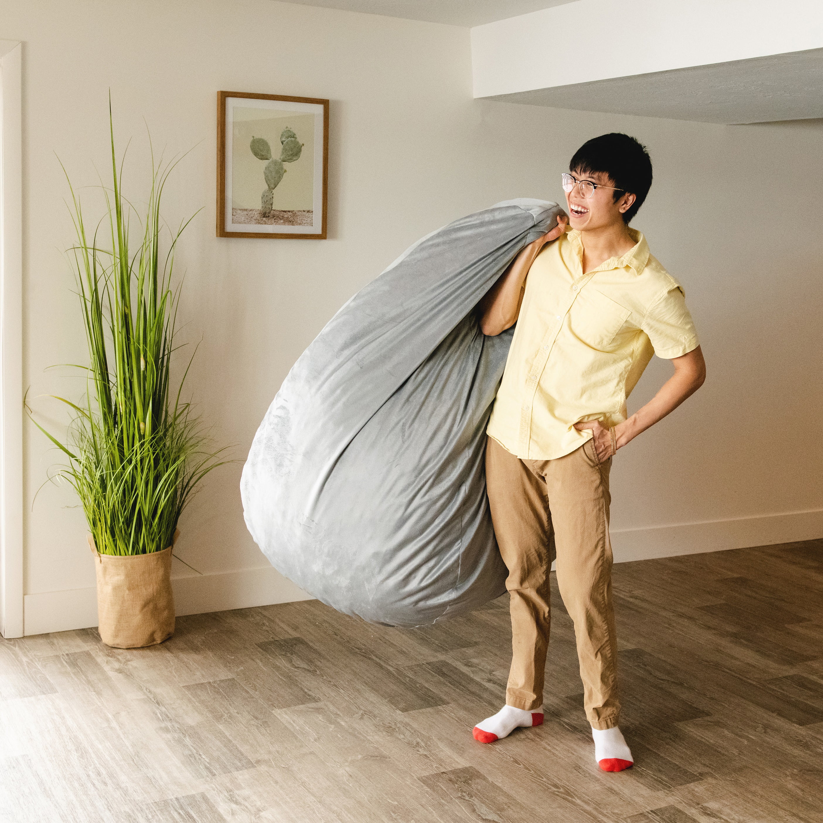4-Foot Foam-Filled Bean Bag Chair – Xorbee
