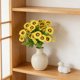 thumbnail image 1 of Tallos de crisantemo artificial | Ramo pequeño de margaritas de plástico sintético | Arreglos florales decorativos de seda para centros de mesa de bodas y decoración del hogar, 1 of 6