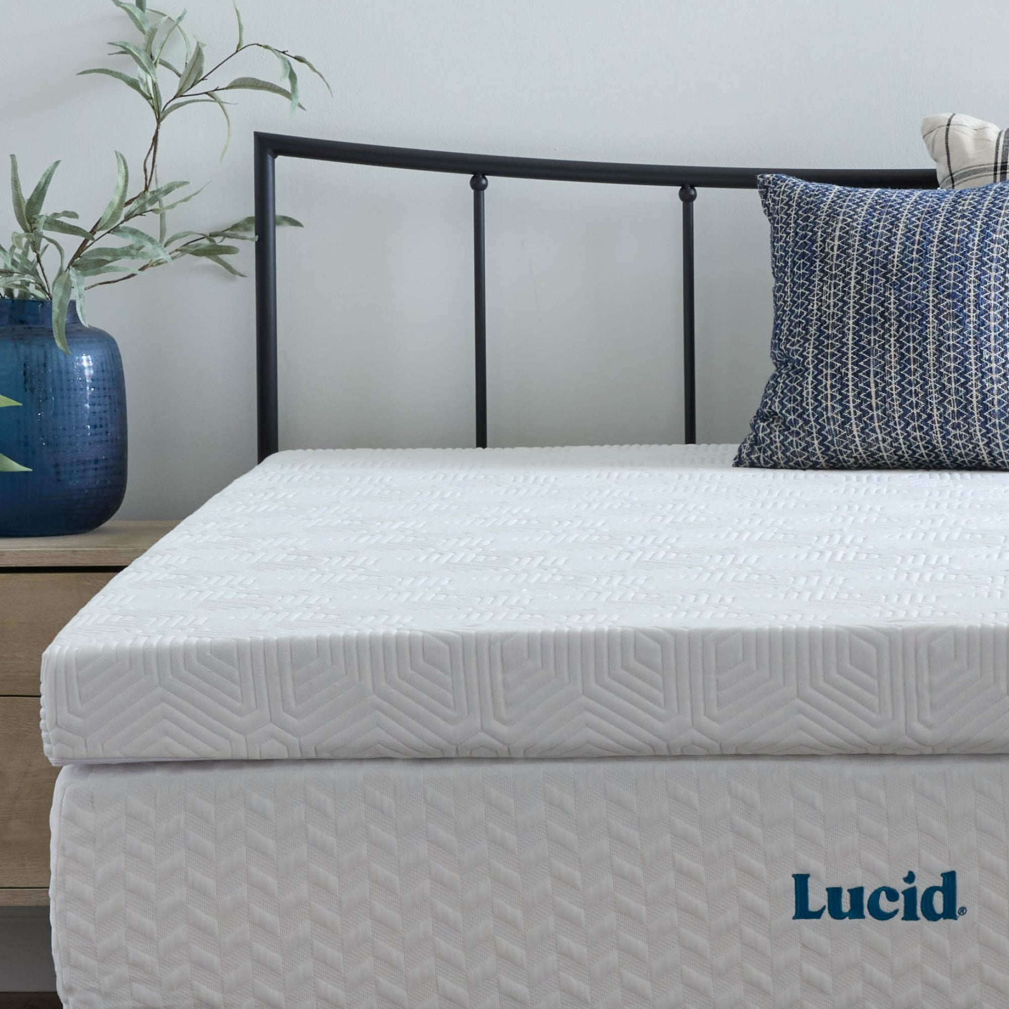 Lucid Lavender and Gel Covered Memory Foam Mattress Topper, 4 inch, Queen