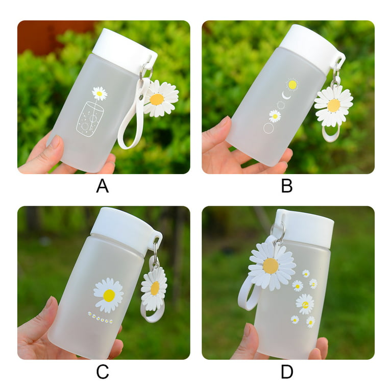 Daisy Water Bottle, Plastic White Flowers Pattern Indoor Outdoor