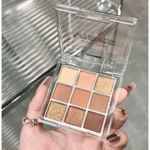Eye Shadow Compact with 9 Earth Shades