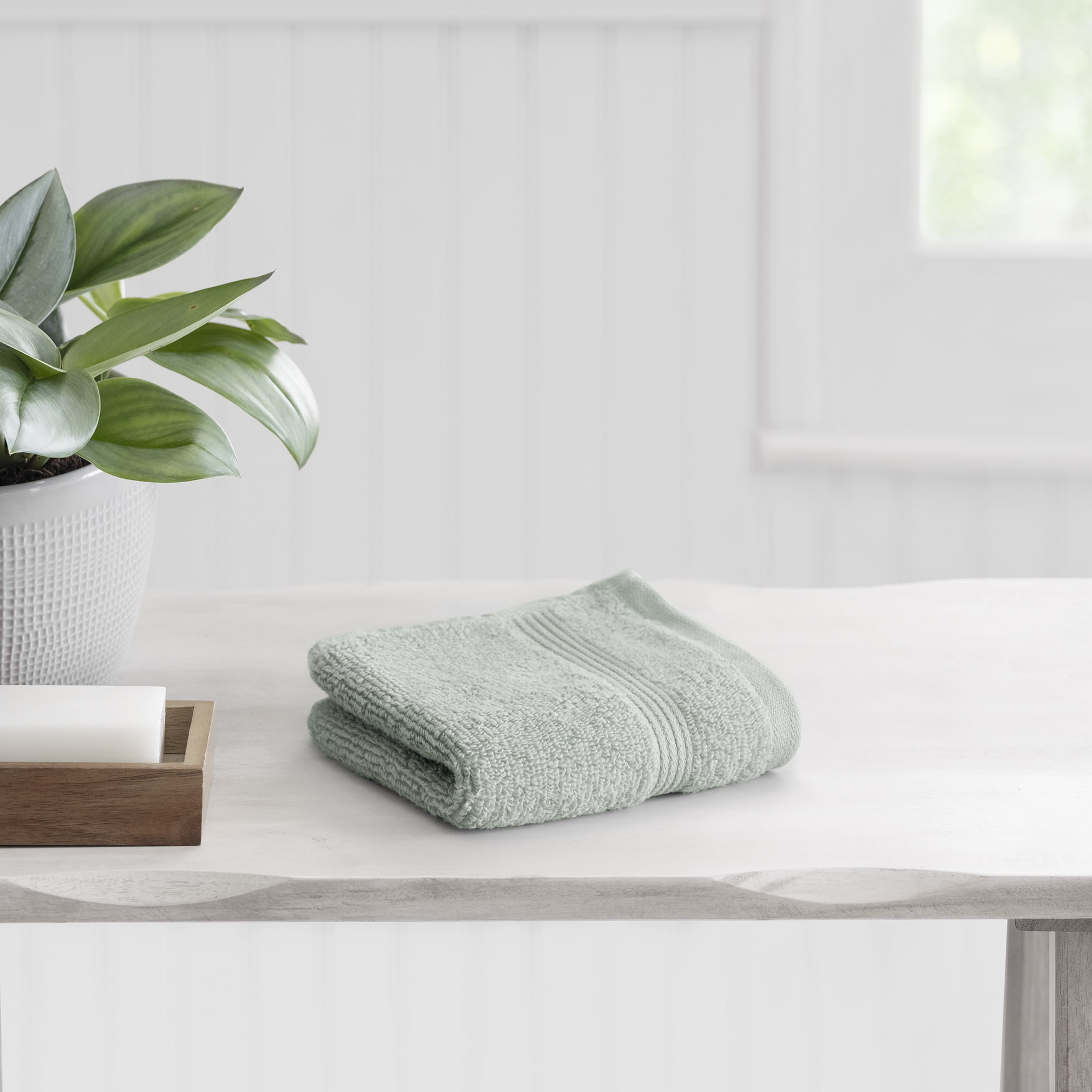 Mainstays Performance Cotton Washcloth, Super Soft Quick Dry Fade Resistant, Solid Light Green