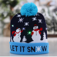 thumbnail image 2 of Gorro de punto con luz LED, colorido gorro de punto navideño, gorro luminoso de invierno, gorro unisex para nieve, suave y cálido, para deportes, fiestas, camping, trotar, ciclismo, 2 piezas (LET IT SNOW+ Elder Elk) Rojo Verde, 2 of 5