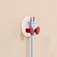 thumbnail image 4 of Gancho de Cordón Adhesivo, Soporte de Enchufe Montado en la Pared, Organizador de Cables con Adhesivo Fuerte, 5 x 5 cm para Cocina, Hogar, Oficina, Almacenamiento, Rosa, Blanco, Amarillo, 4 of 6