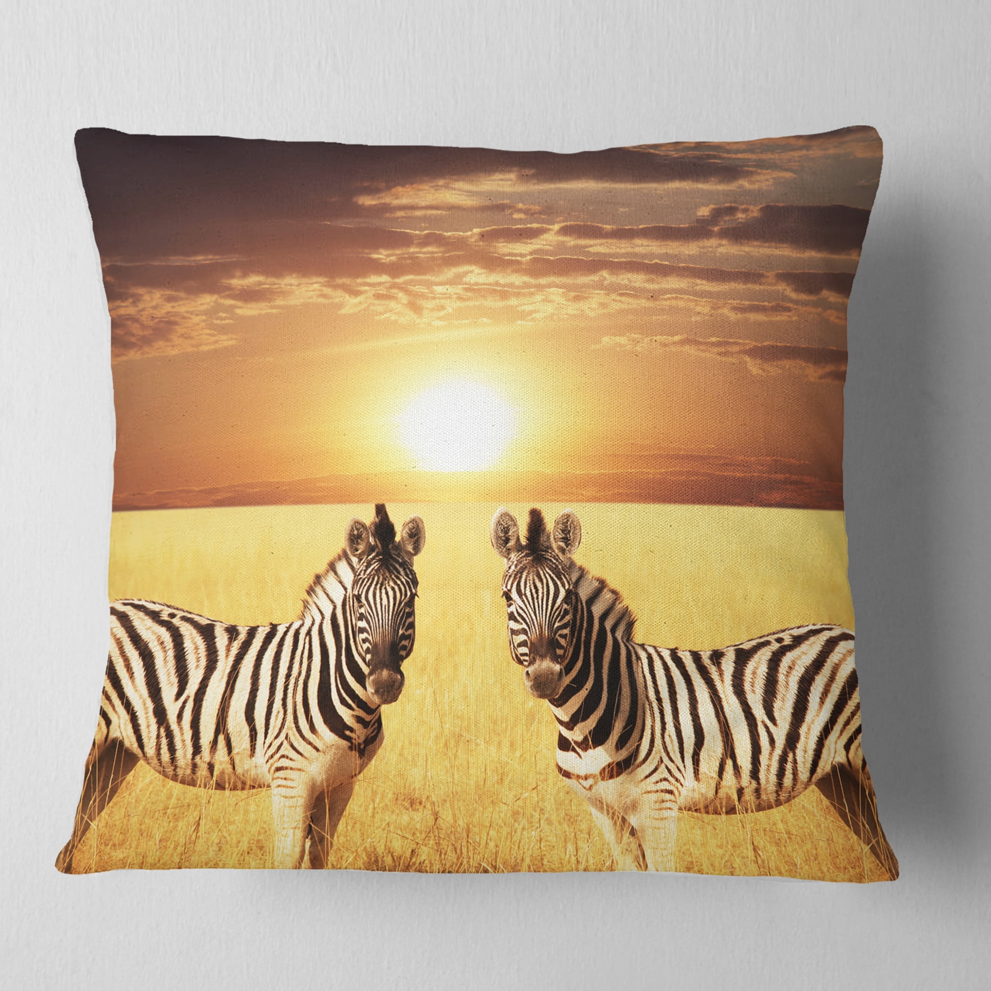Designart 18" x 18" Brown Polyester Throw Pillow