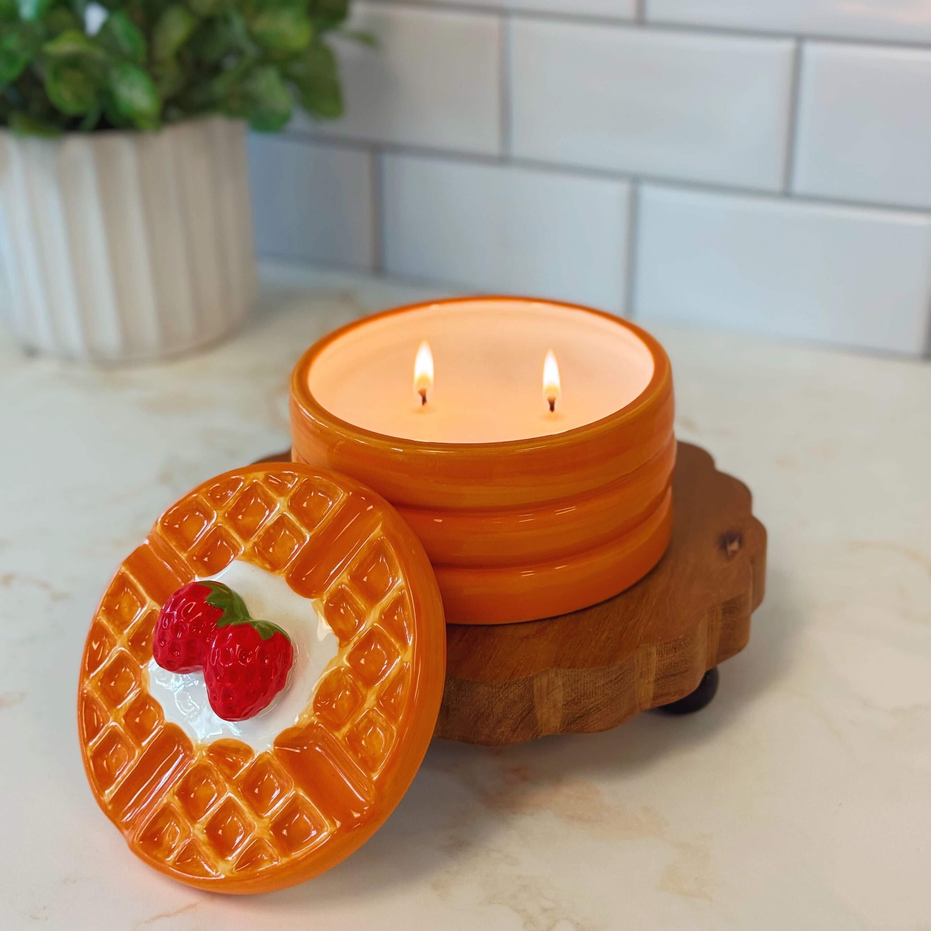 Mainstays 1-Wick Ceramic Waffle Scented Jar Candle, Maple Pumpkin Latte, 12 oz.