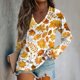 thumbnail image 2 of Blusa informal de cuello redondo y manga larga con estampado gráfico vintage para mujer, 2 of 5