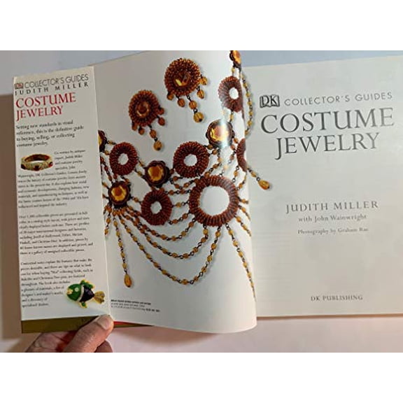 Pre-Owned Costume Jewelry (DK Collector's Guides) (Hardcover) 0789496429 9780789496423