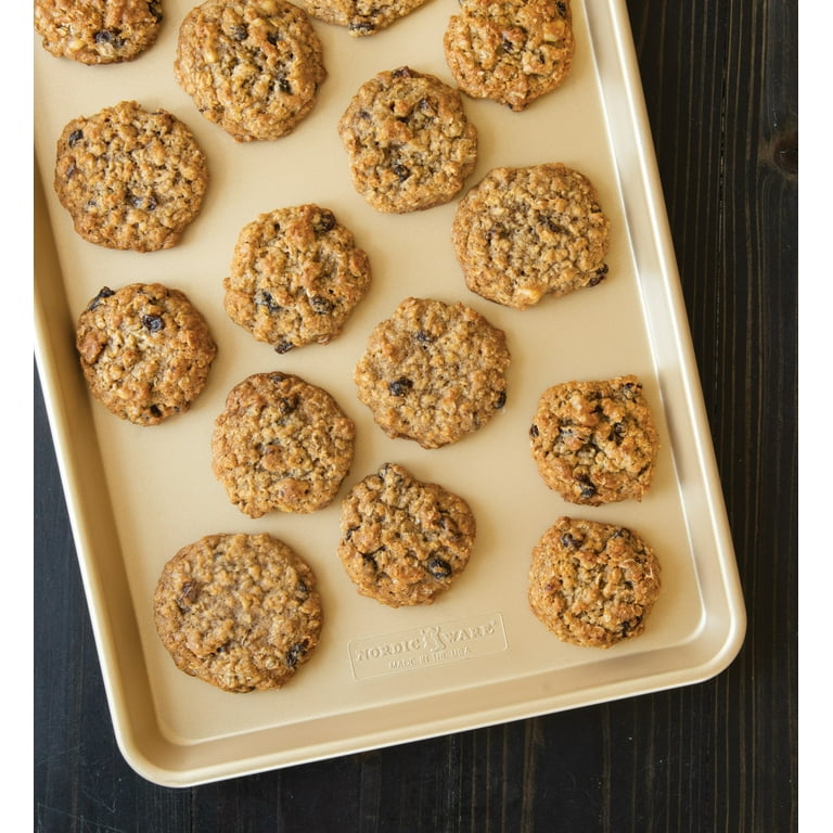 Nordicware Naturals Insulated Baking Sheet – The Cook's Nook