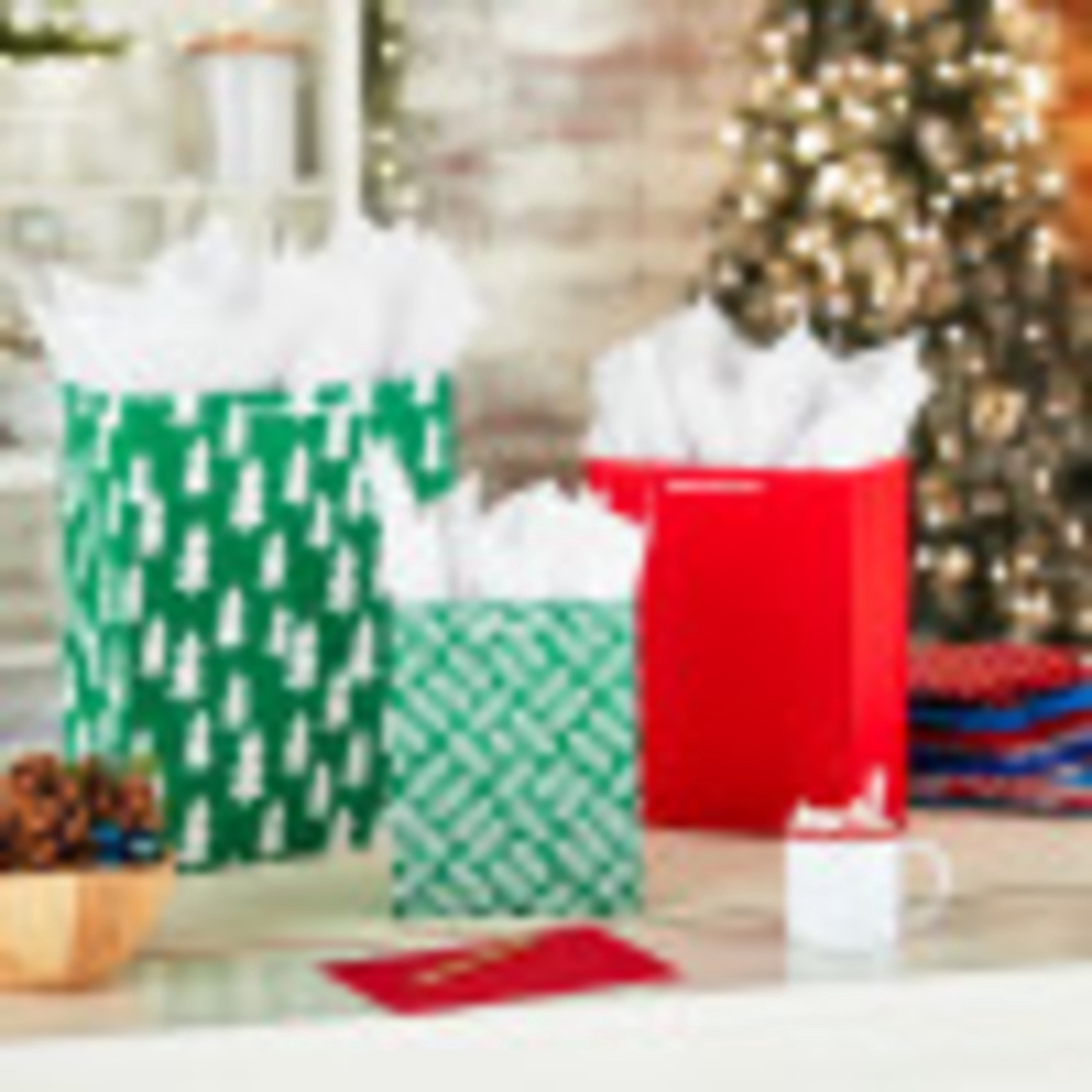 Hallmark Christmas Gift Bags Assorted Sizes (12 Bags: 5 Medium 8", 4 Large 11", 3 Extra Large 14") Red, Blue, Green, Solids, Snowflakes, Stripes