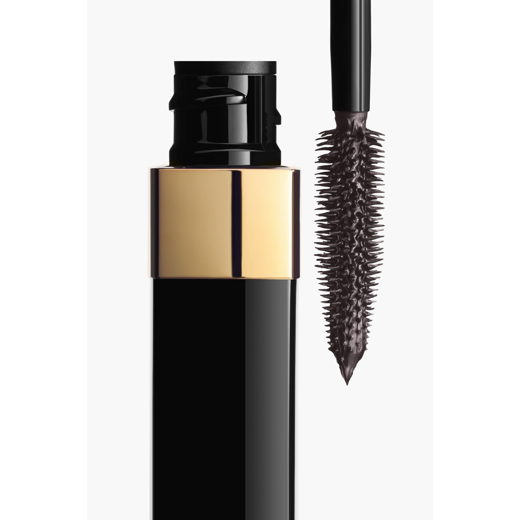 Chanel INIMITABLE INTENSE MASCARA Multi-Dimensionnel Sophistique Swatches  and Review - Blushing Noir