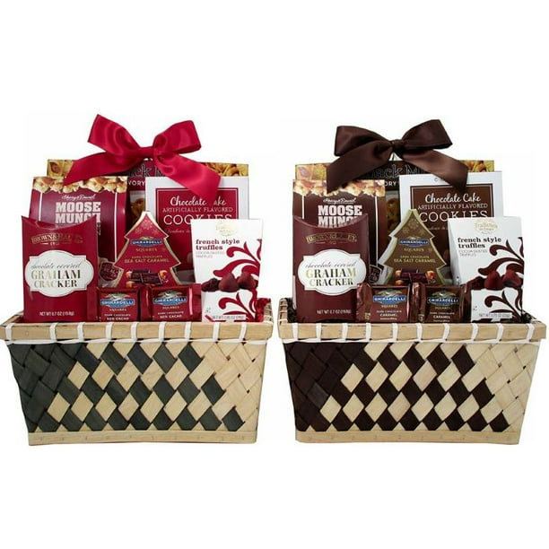 Classic Holiday Gift Basket of Treats, 8 Pieces (Color