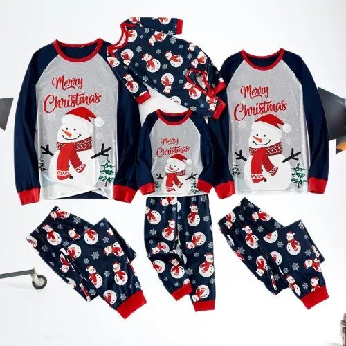 Family Christmas Matching Outfits 2023 New Cartoon Print Mother Father Kids Clothing Sets Xmas Family Look Cute Soft Pajamas Set